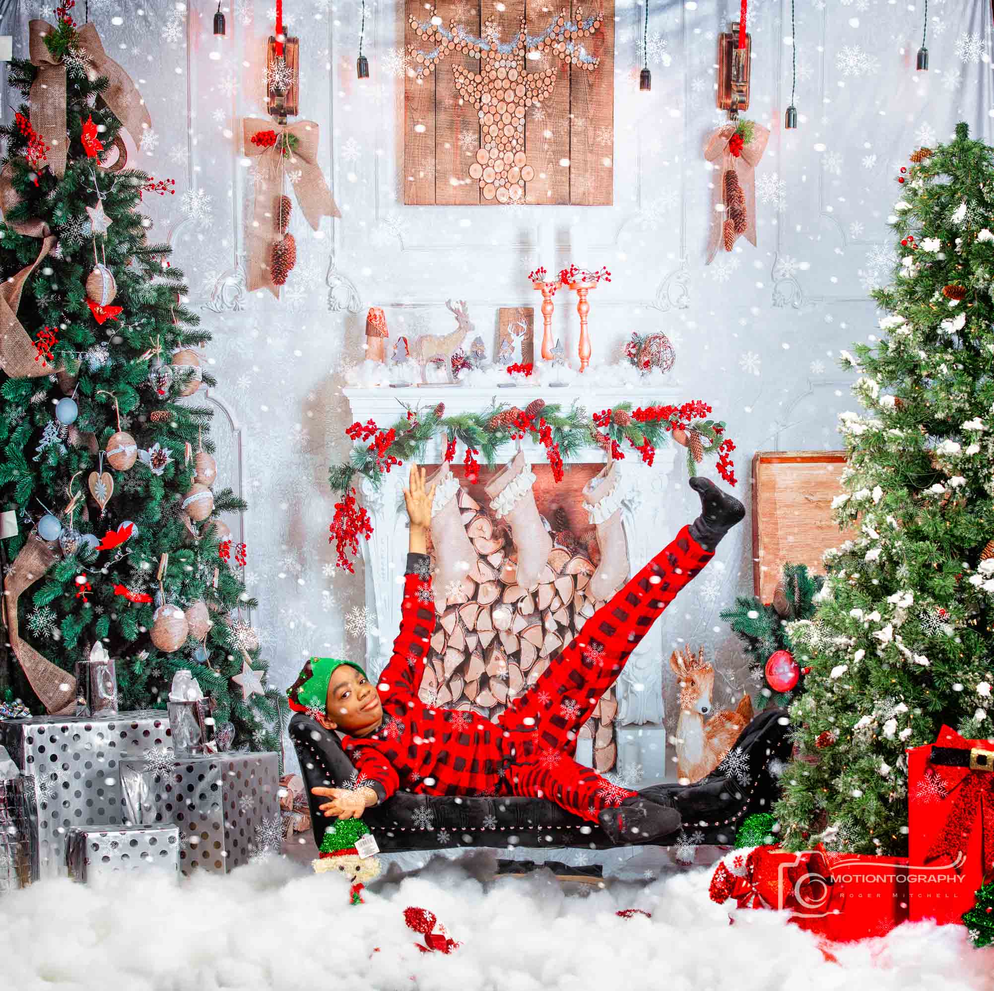 Festive Holiday and Seasonal Photo Sessions